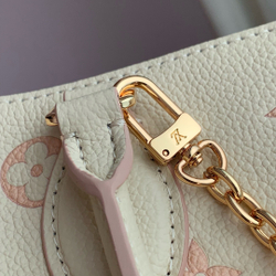 Louis Vuitton Onthego PM