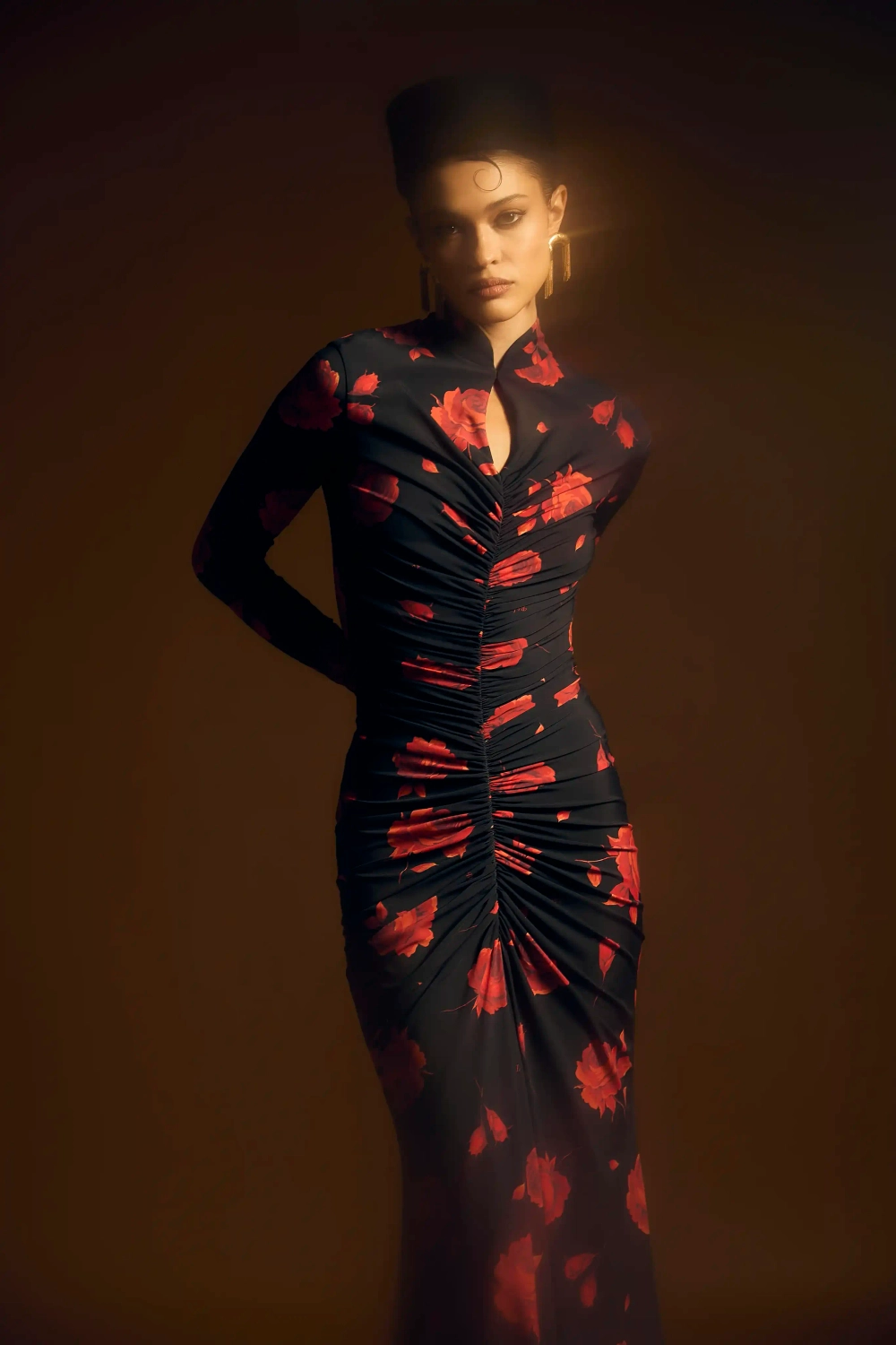 Мадия макси (Madiya maxi), платье с длинными рукавами из молочного бифлекса с цветочным принтом