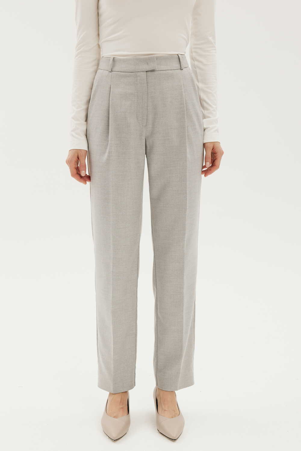 Брюки серые зауженные