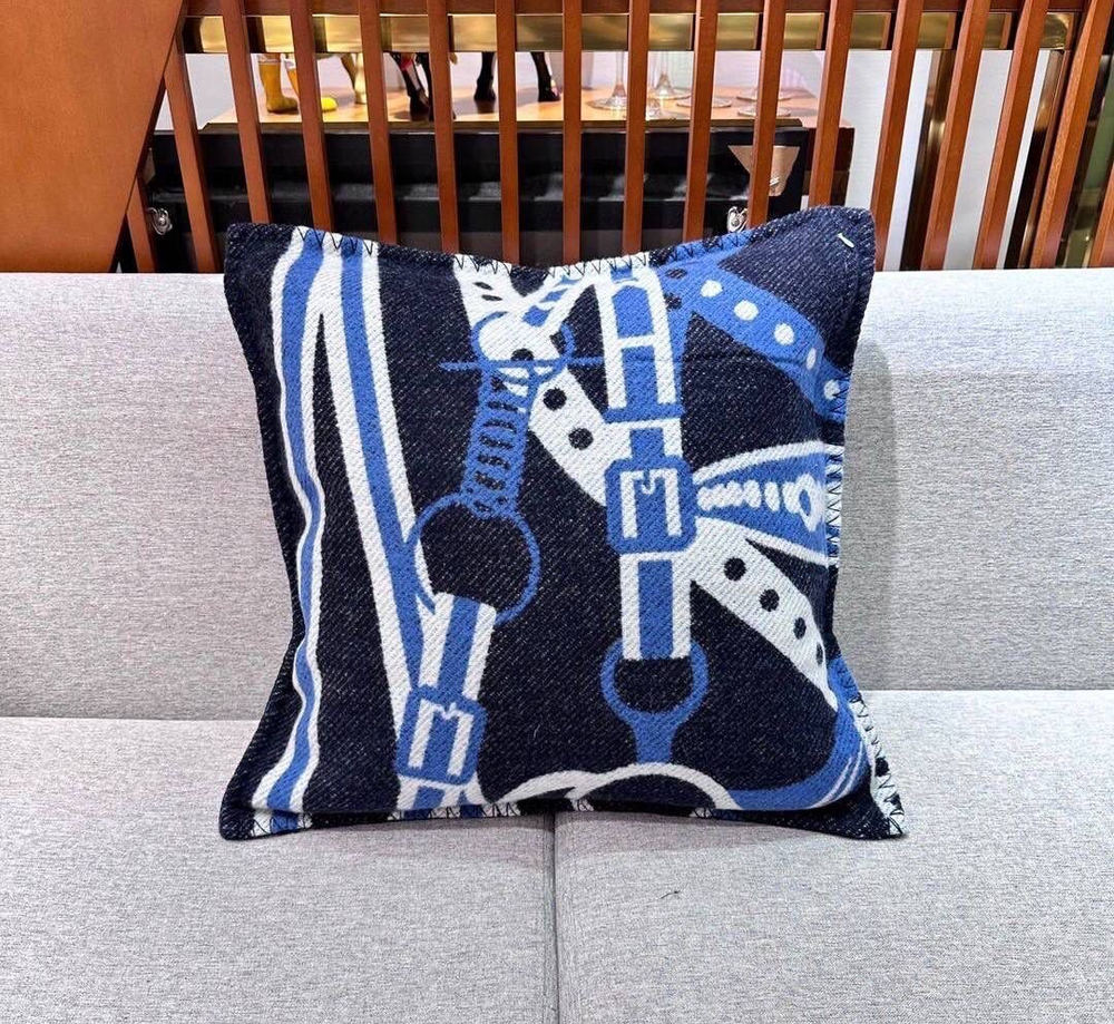 Подушка Hermes, арт. 471805750