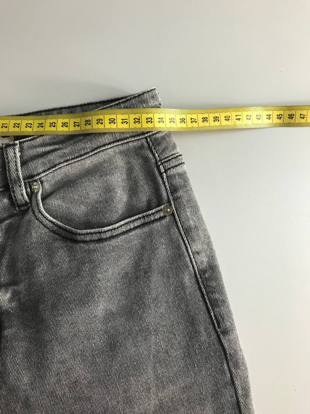 Джинсы Befree модного цвета, маркировка S, визуально на 44 размер