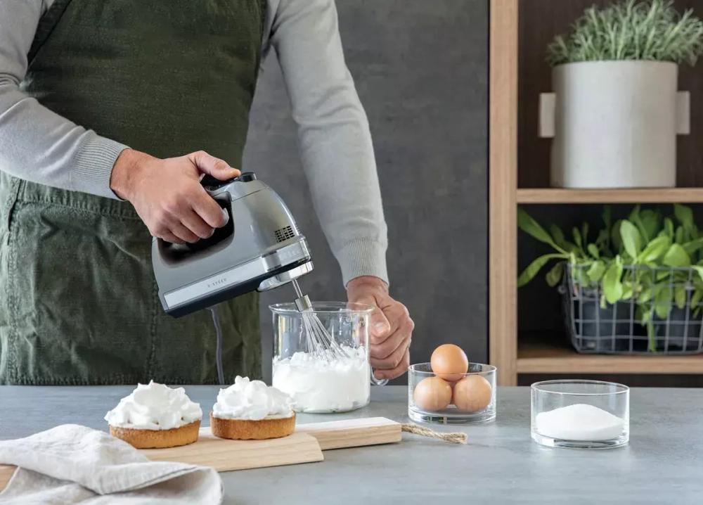 KitchenAid - Графитовый ручной миксер / артикул   5KHM9212E_CU  / GTIN 5413184160388