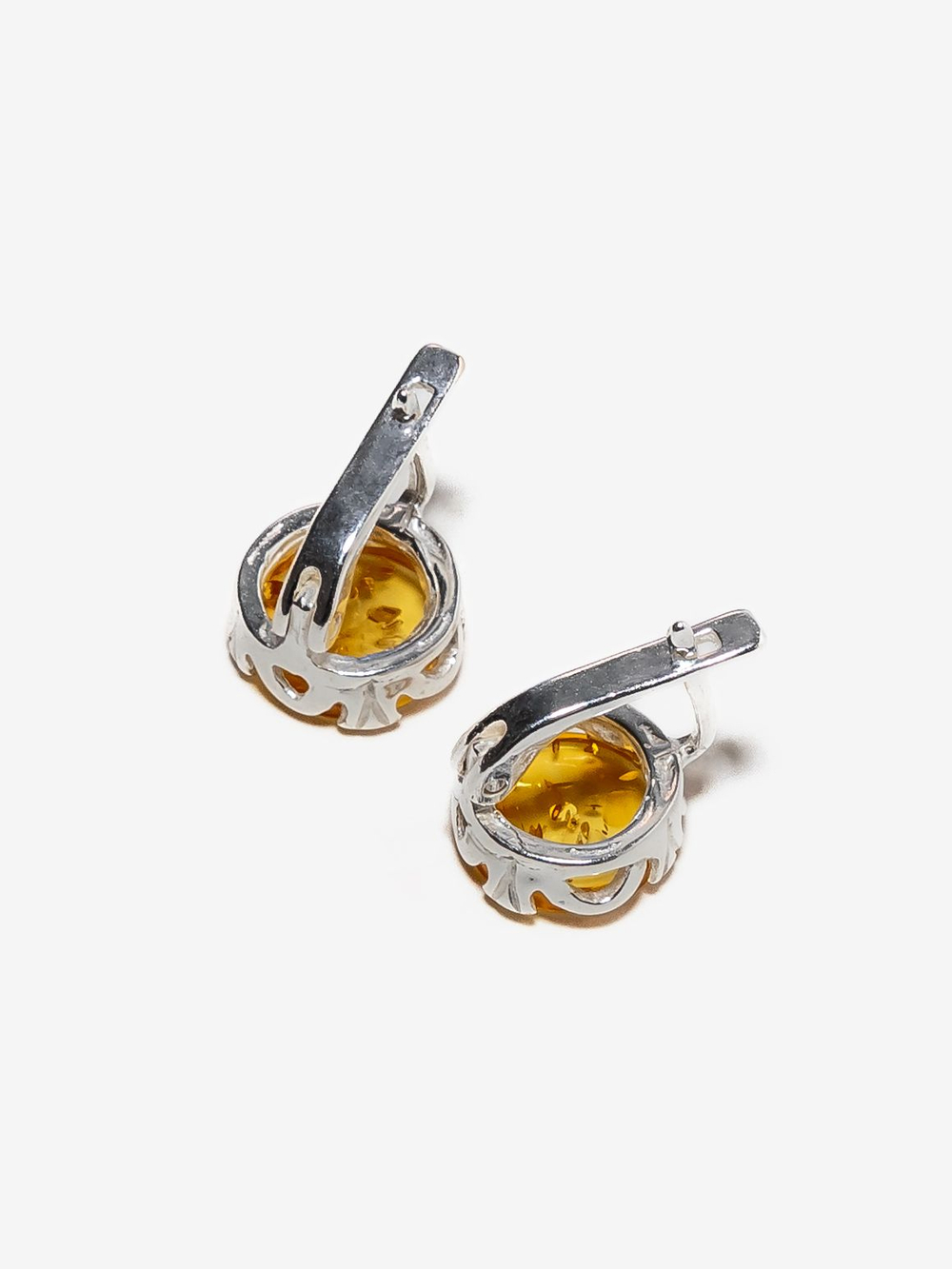 Серьги с цельным янтарем желтого цвета