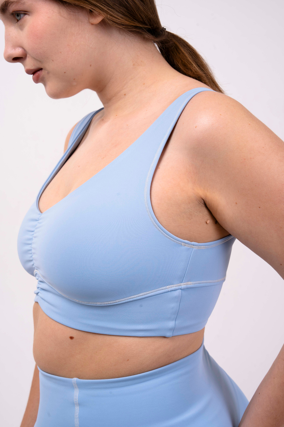 Спортивный топ №22 для небольшой и средней груди