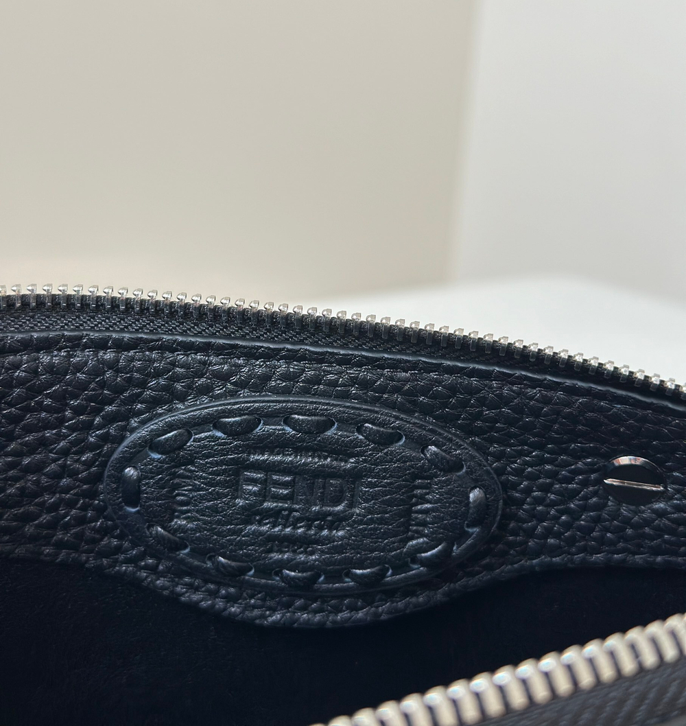 Fendi By The Way Selleria Mini 20 cm