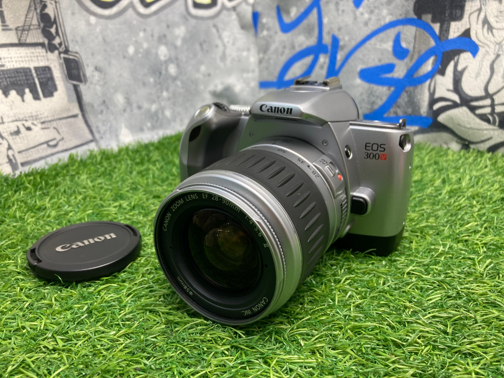 Canon EOS 300v kit EF 28-90mm 4-5.6 II