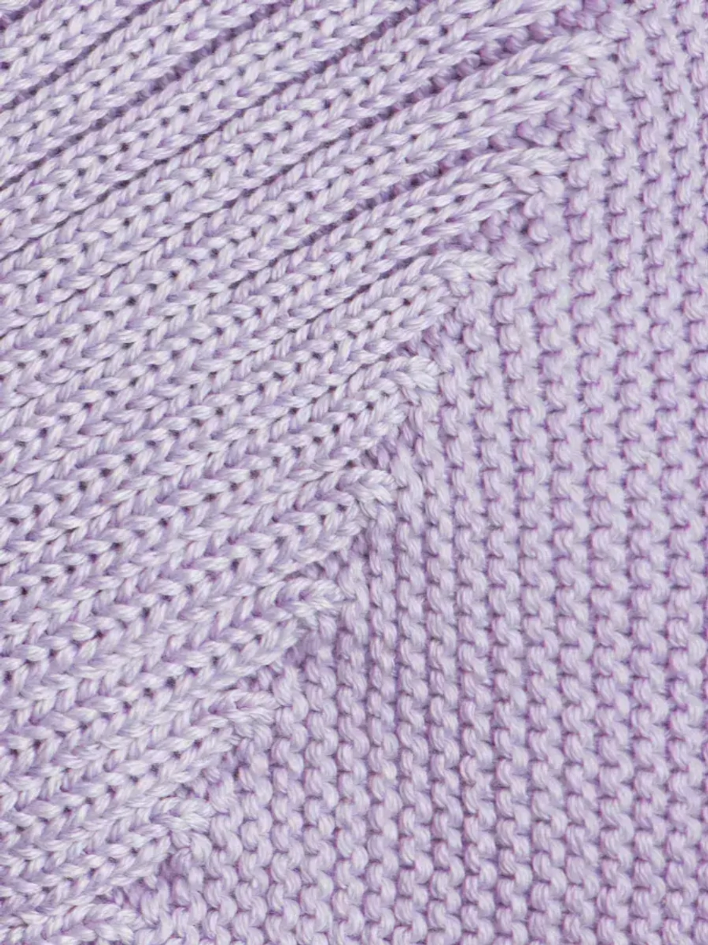 Чепчик для девочки вязаный на завязках на осень