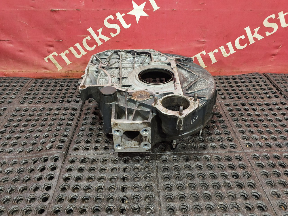 Кожух маховика