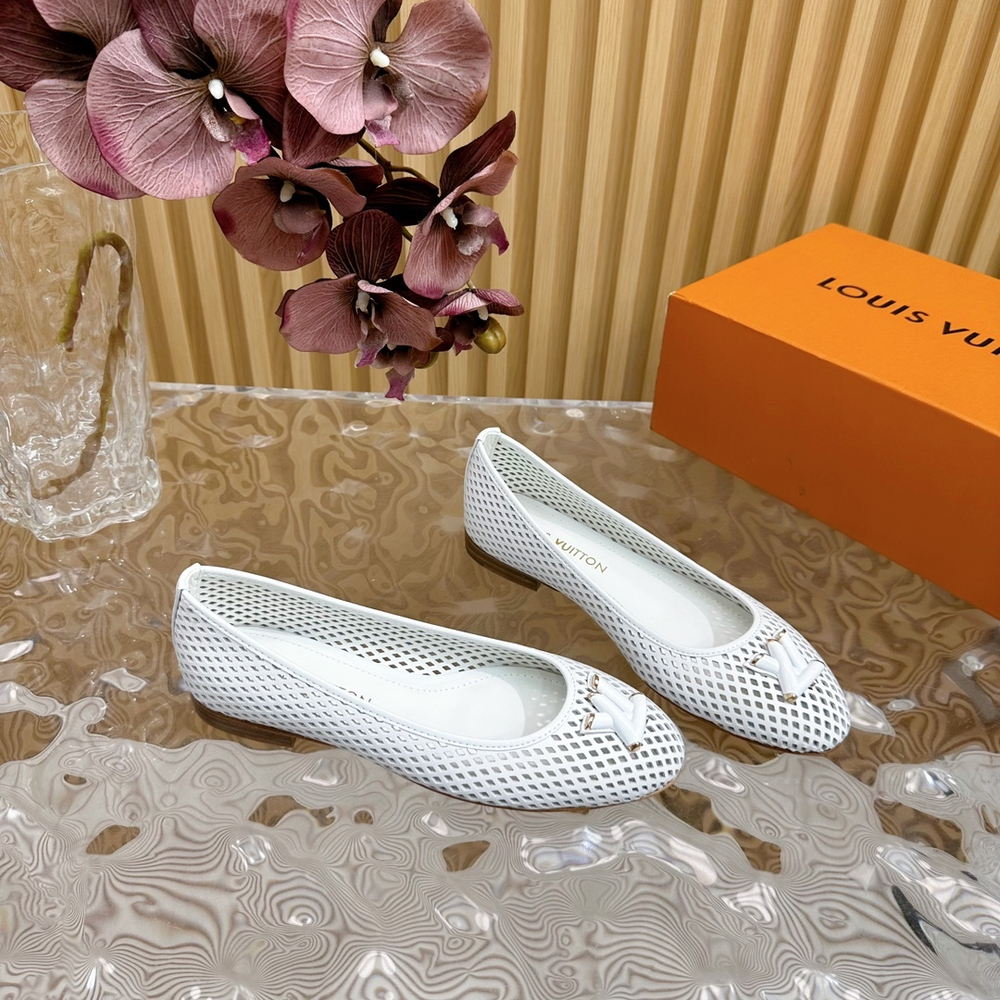 Louis Vuitton Shake Flat Ballerina (2 colors)