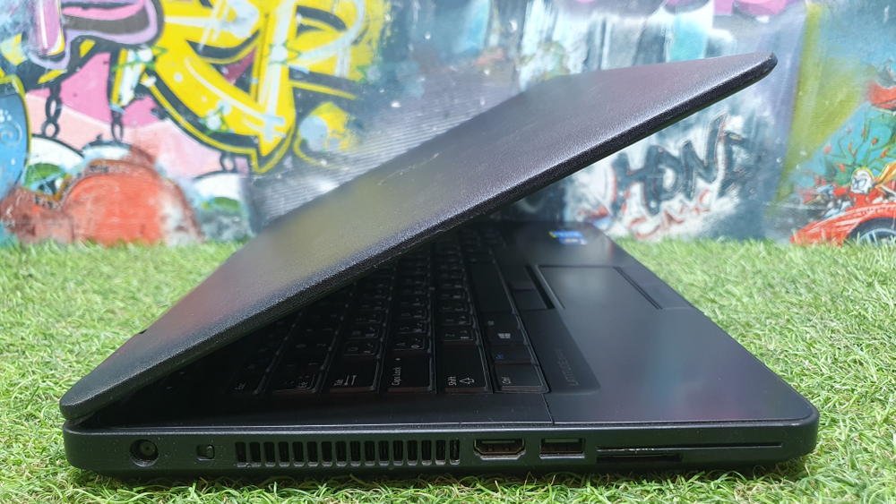 Ноутбук Dell i5/4Gb