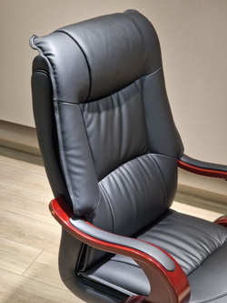 Кресло офисное 2166 582045 Black color LEATHER