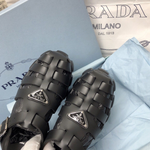 Сандали Prada