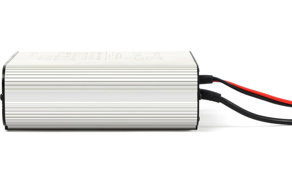 Автоматическое зарядное устройство SKAT 8А