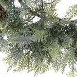 Венок хвойный «Искрящиеся ветви» d-50 см, литой ПВХ, шишки, ягоды