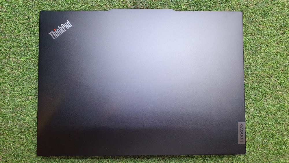 Ноутбук Lenovo Ryzen 7/40Gb/2K/ ThinkPad E14 G5 21JSS05C00/Windows 11