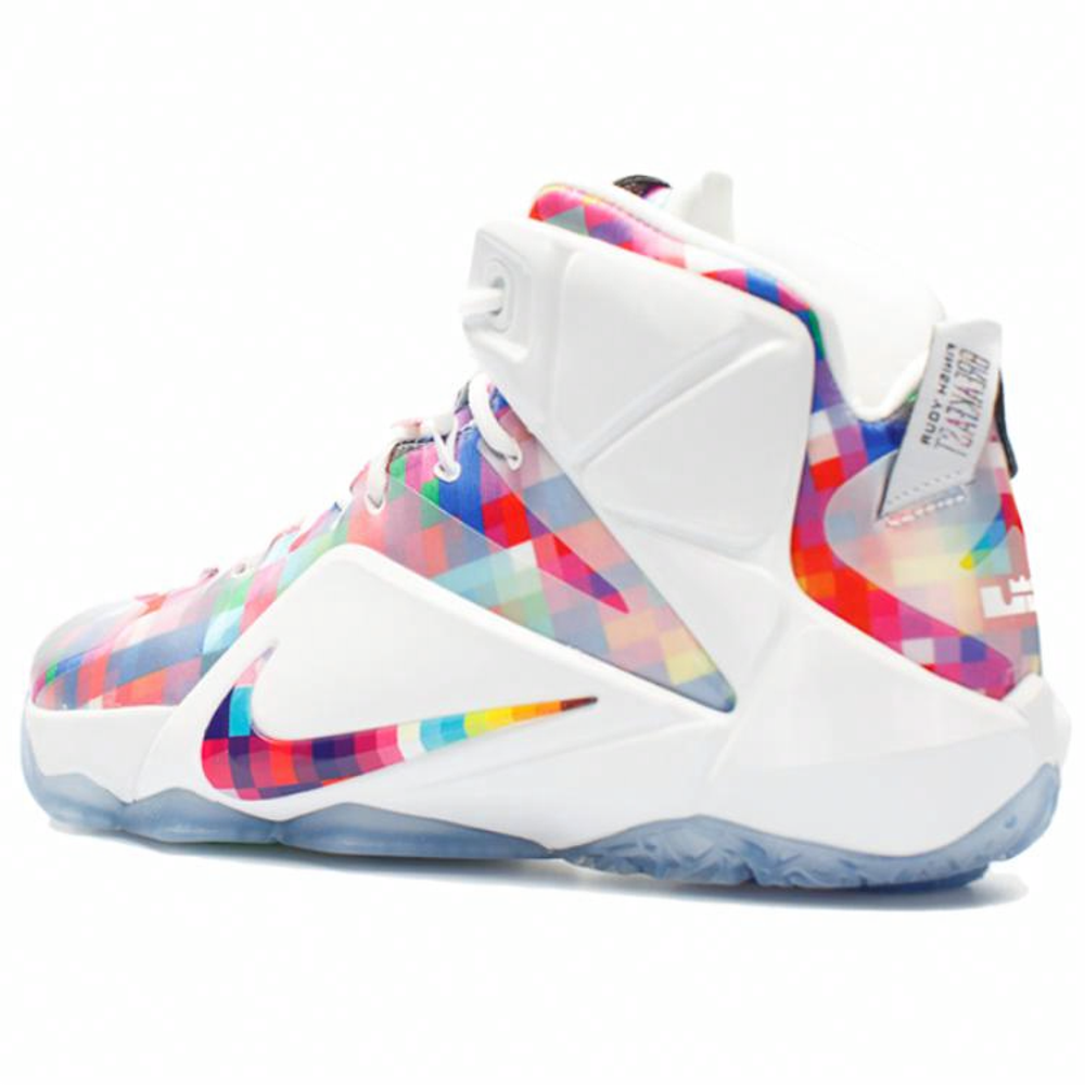 Кроссовки Nike Lebron 12 Ext Prism
