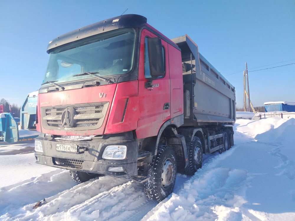 BEIBEN BBTR* 8x4 Самосвал 4143K (Дизельный, 11.6 л, 423 л.с. МТ)