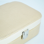 Шкатулка для украшений «ГЕННАДИЙ» для повседневного использования.