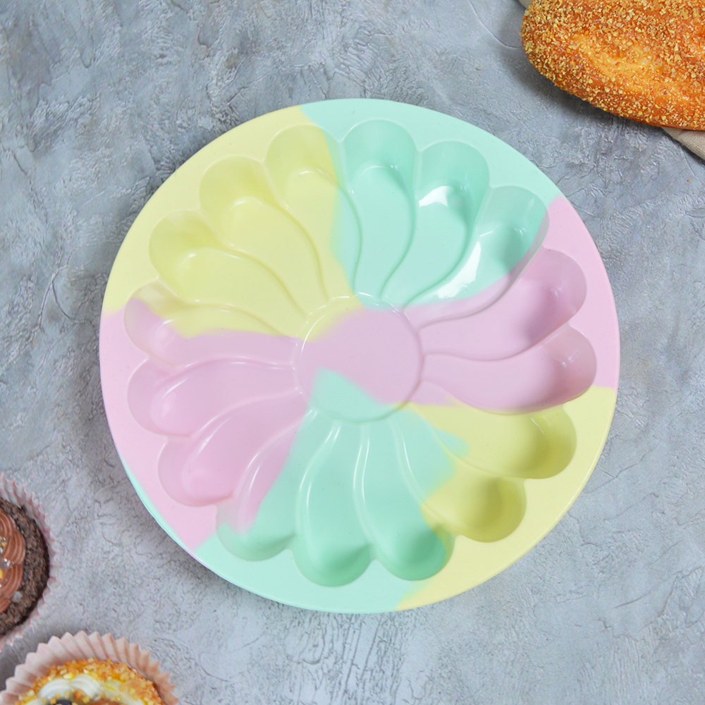 Форма для выпечки кексов силиконовая, 23*23*4см