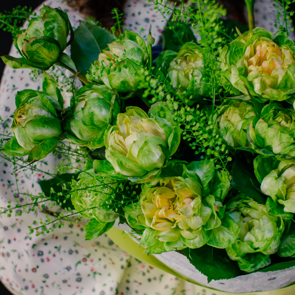 21. Оригинальный букет из розы сорта Вегги