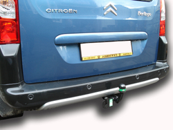 Фаркоп(прицепное) Лидер-Плюс для CITROEN BERLINGO L1, PEUGEOT PARTNER L1,TEPPE 2008- (паспорт и сертификат в комплекте)(без электрики)C302-A