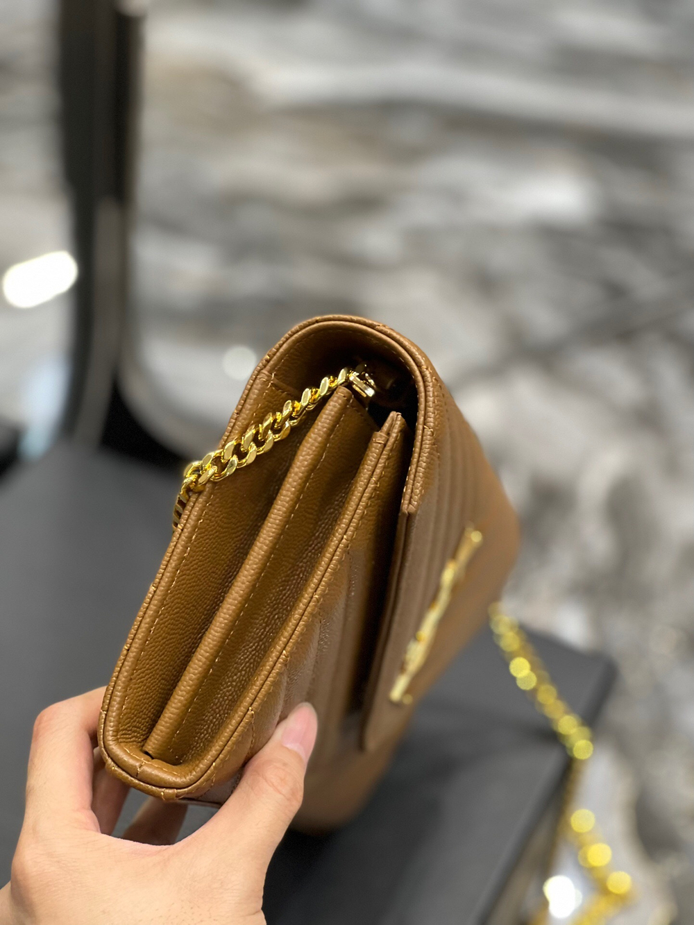 Saint Laurent WOC 22 cm