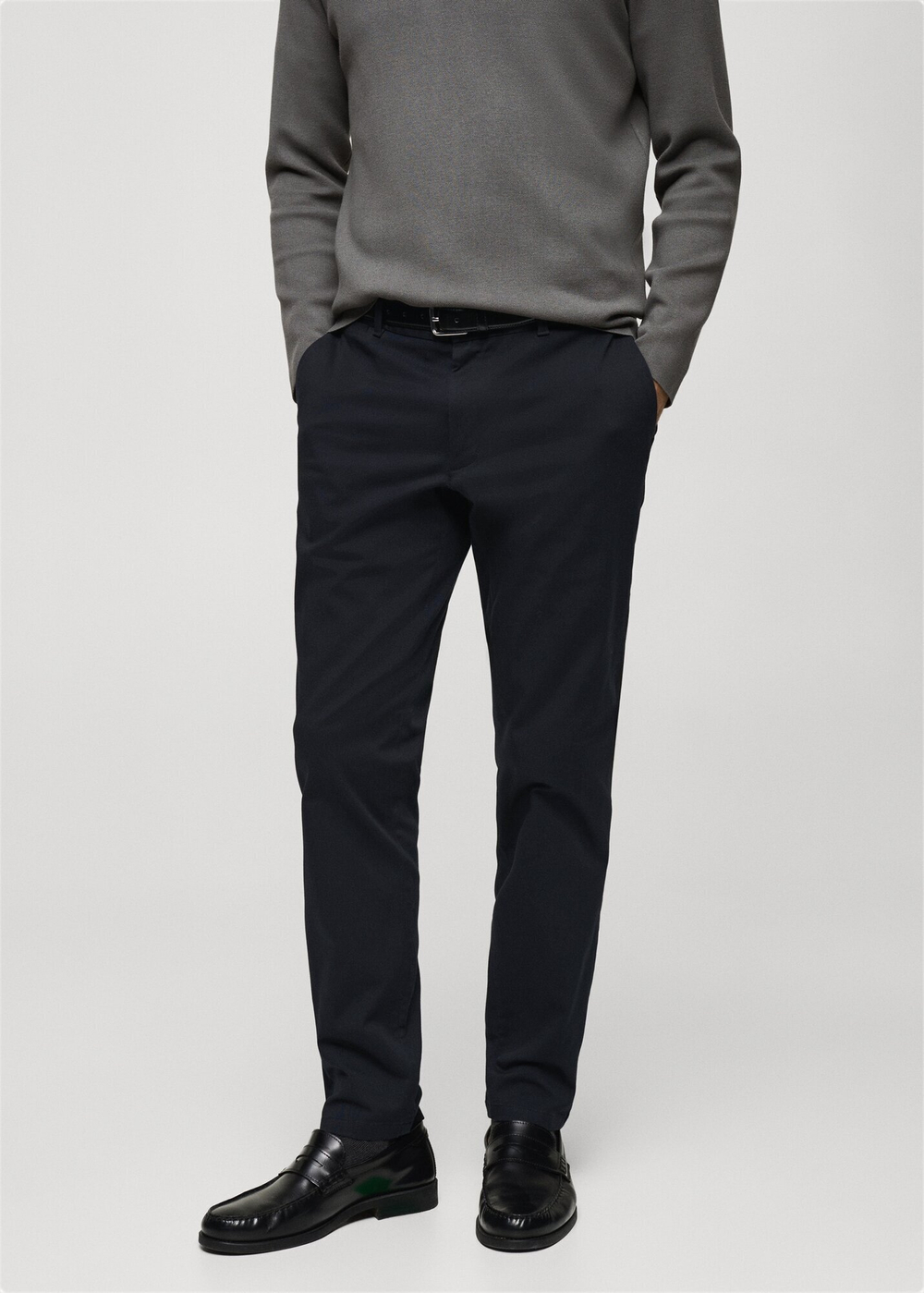 Брюки чинос Barna slim fit из саржи
