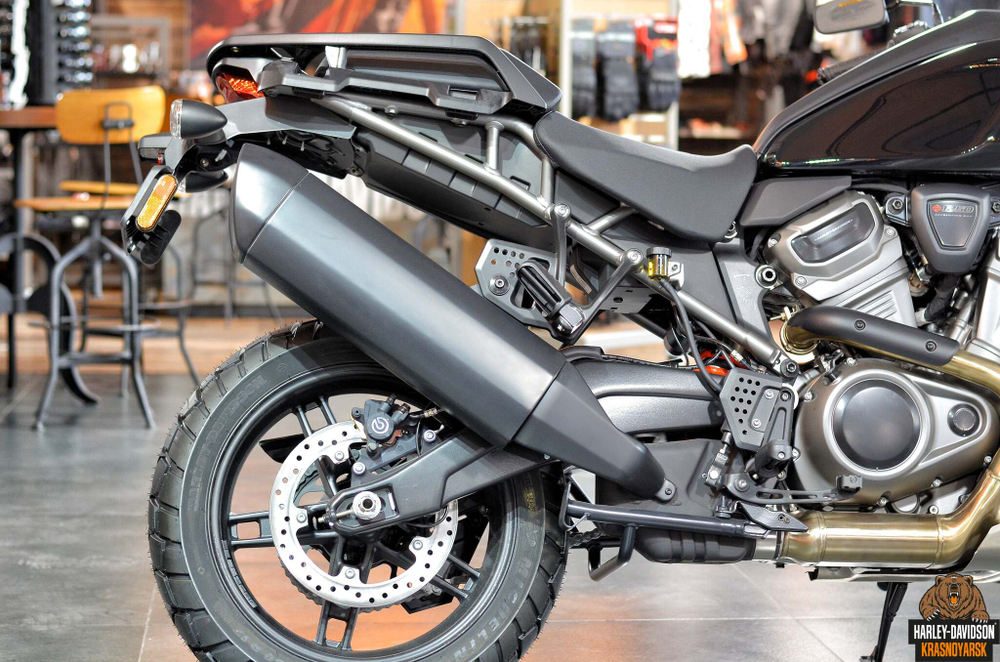 Harley-Davidson Pan America 1250 Special (Vivid Black)