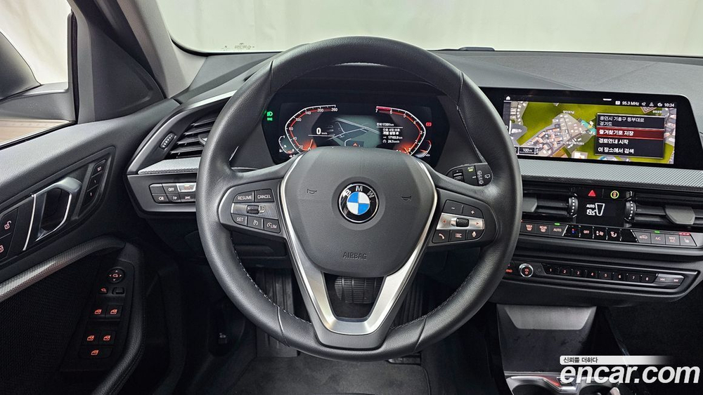 BMW 1 Series (F40) 120i Advantage (03.2022)