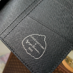 Louis Vuitton Brazza Wallet