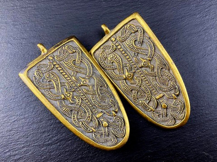 Фибула. Бирка, 10 в. (пара).