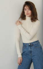 Лонгслив-водолазка женский