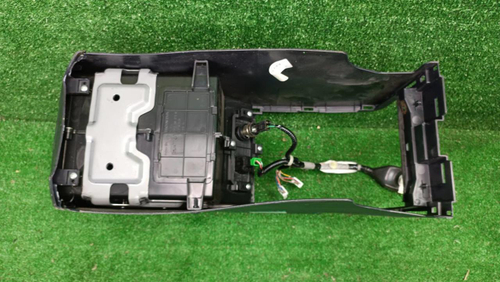 Центральная консоль Honda CR-V 3 (2006-2012)
