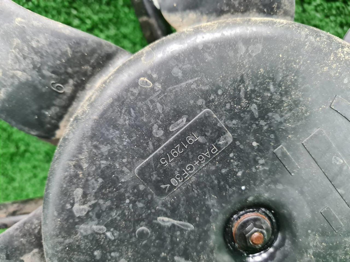 Диффузор с вентилятором Renault Logan 2 (2014-2022