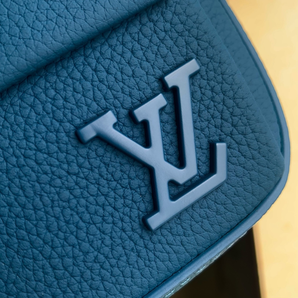 Louis Vuitton Pilot Wearable Wallet
