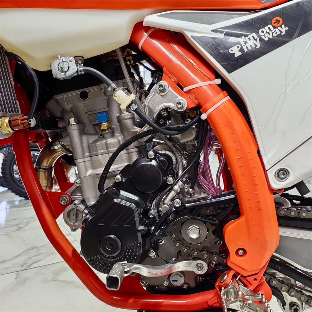 Мотоцикл BRZ MX8 NX250 24 ENDURO