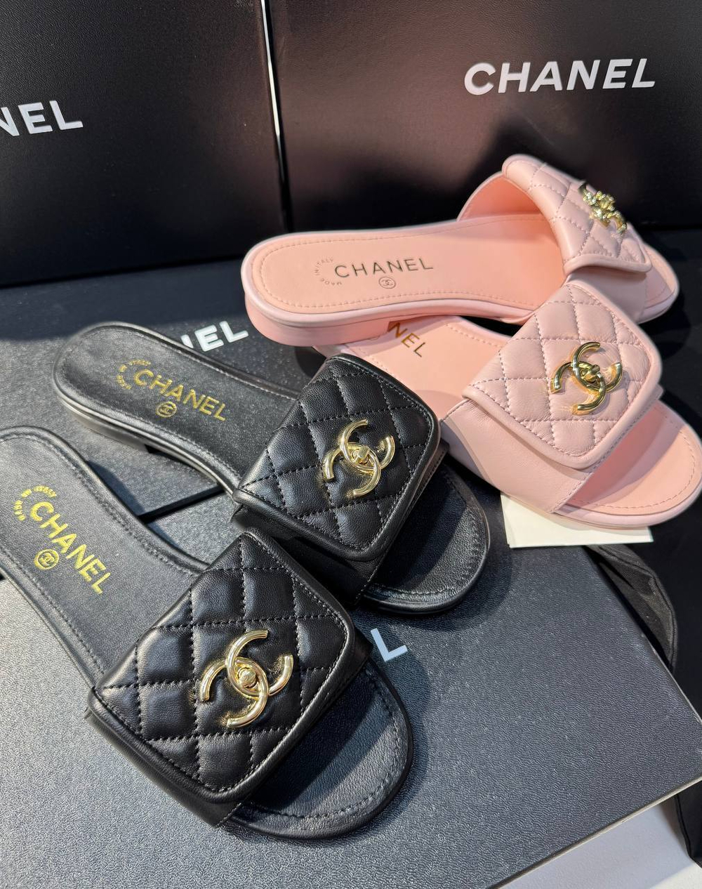 Шлепанцы CHANEL