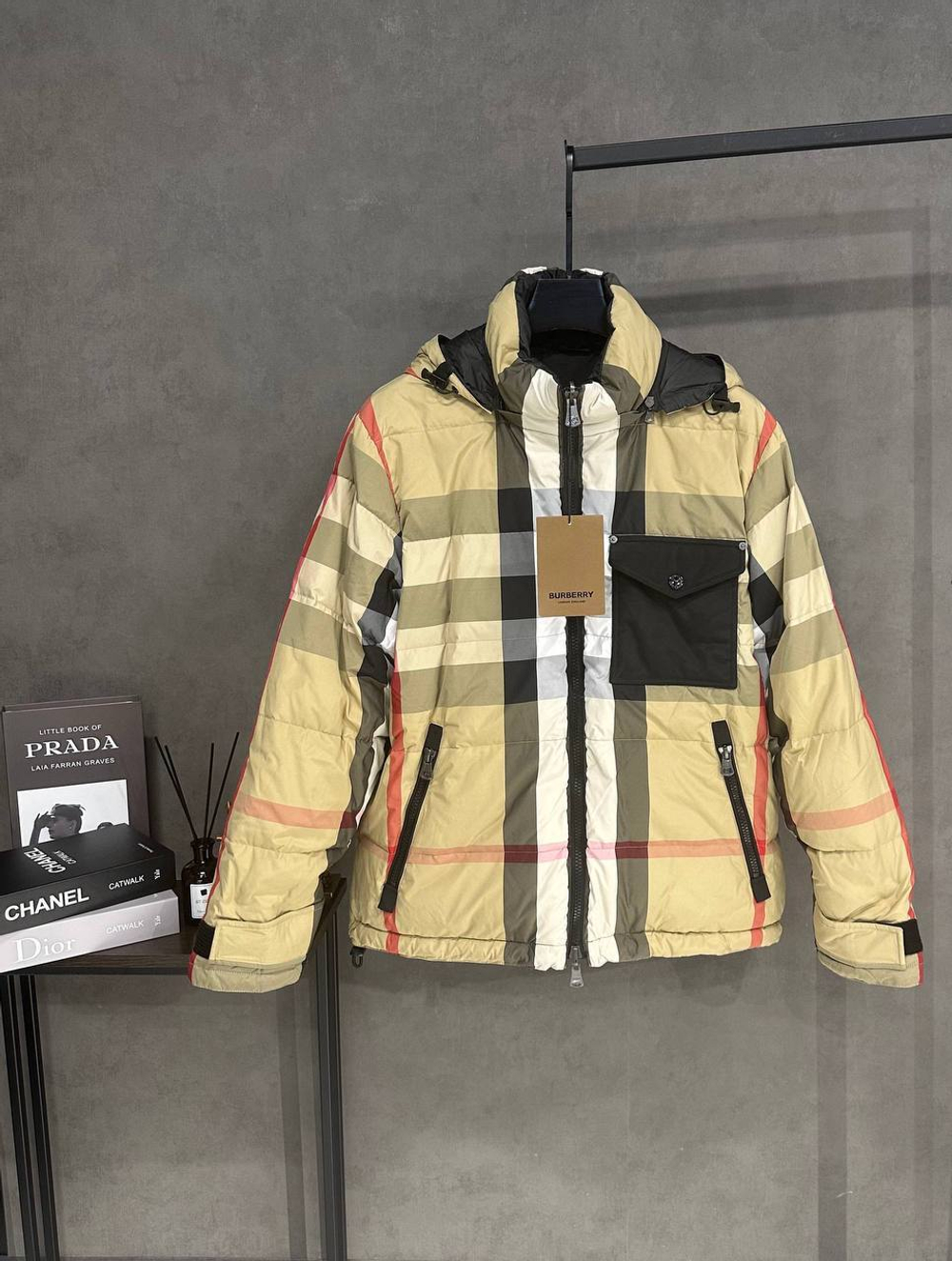 Пуховик Burberry