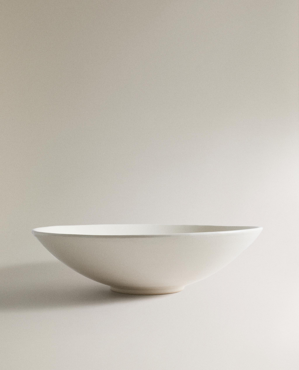 Zara Home блюдо сервировочное из фаянса, цвет кремовый, 43 см