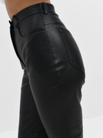 Брюки-дудочки из эко-кожи на замше