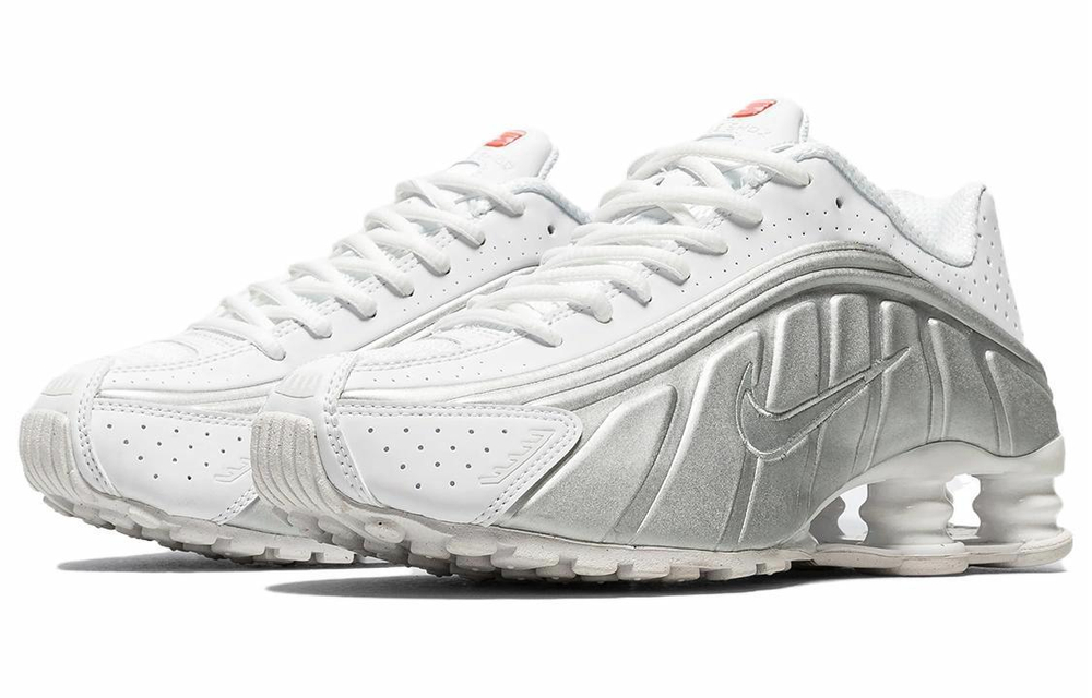 Кроссовки Nike Shox R4 "White And Metallic Silver" (Женская размерная сетка)