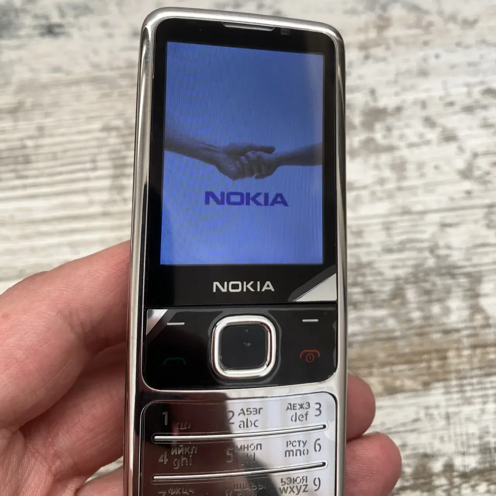 Мобильный телефон Nokia 6700 Classic Silver