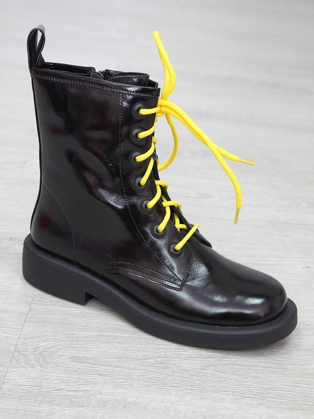 Ботинки женские демисезонные