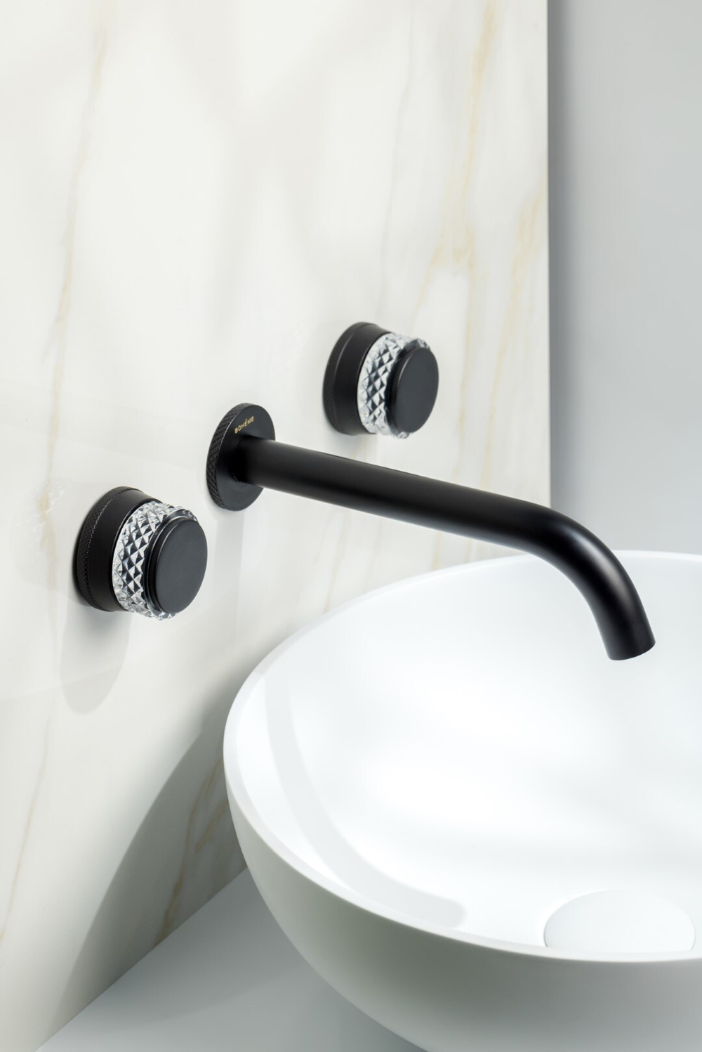 Boheme Смеситель из стены AURA на 3 отв. BLACK