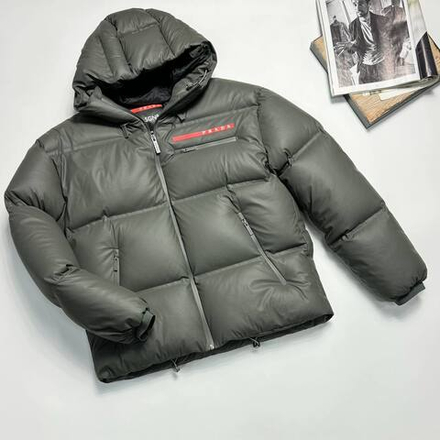 Пуховик Prada