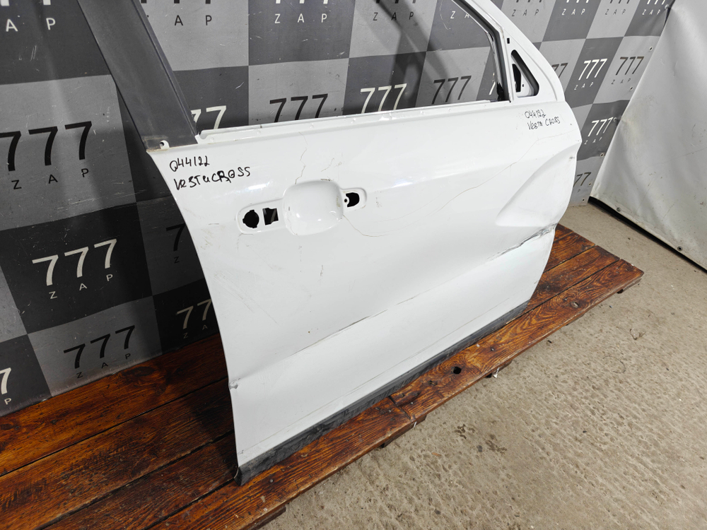 Дверь передняя правая LADA Vesta Cross 15-нв Б/У Оригинал 8450102348