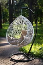 Подвесное кресло-кокон SEVILLA RELAX белое, оранжевая подушка (Laura Outdoor)