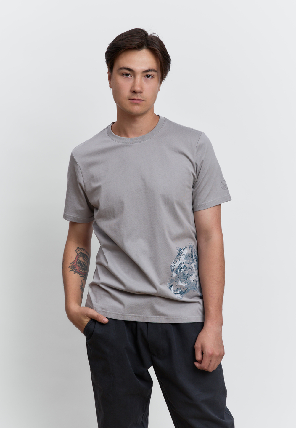 Футболка QAR BARYSY LIGHT GREY