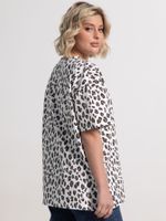 Футболка Ия (белая/лео) Б15237-4М LT Collection