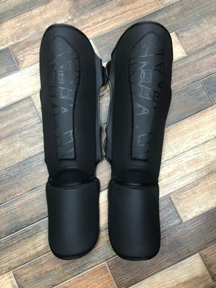 Щитки шингарды LEGENDA Chrom черные